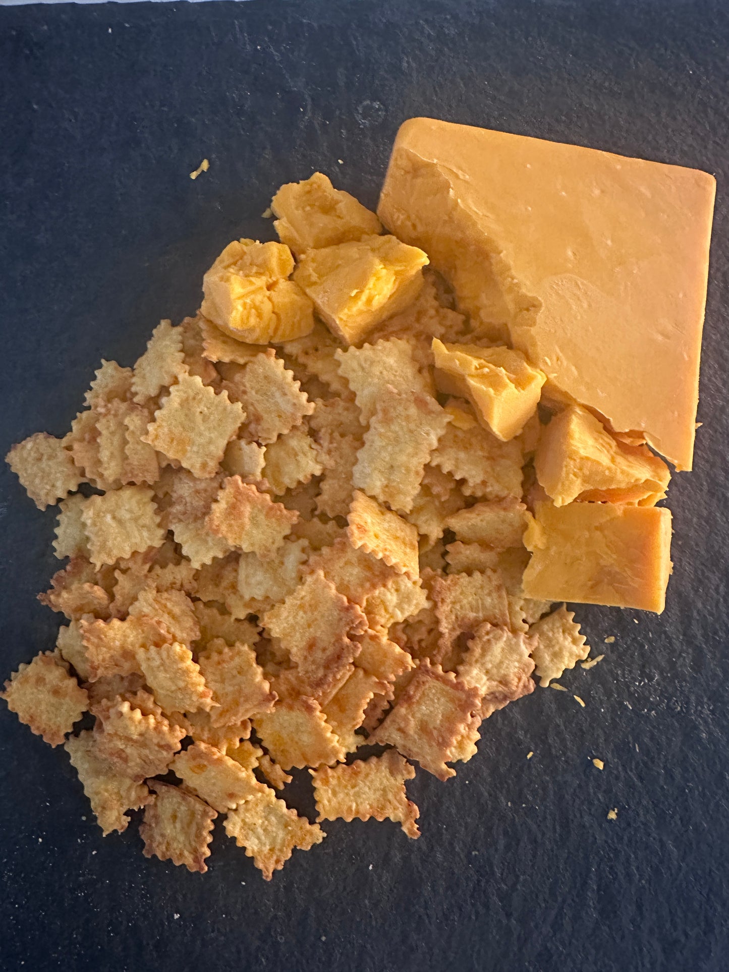 Sourdough Cheddar Crackers